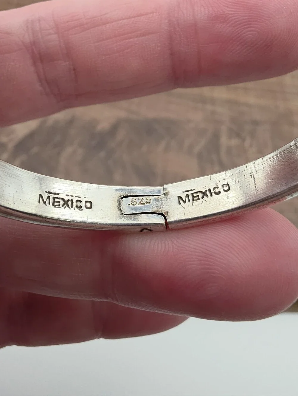 925 Sterling Silver vintage bangle